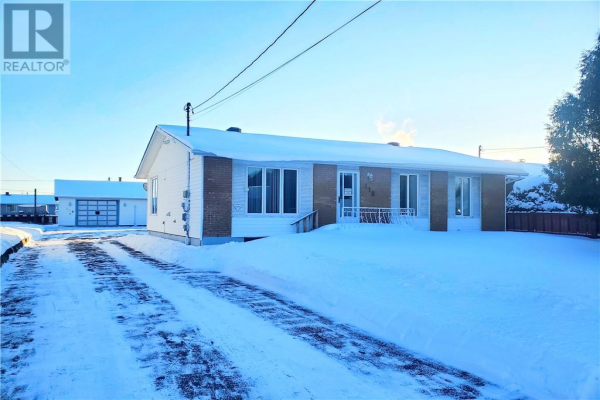 119 Vaillancourt Crescent, Chelmsford