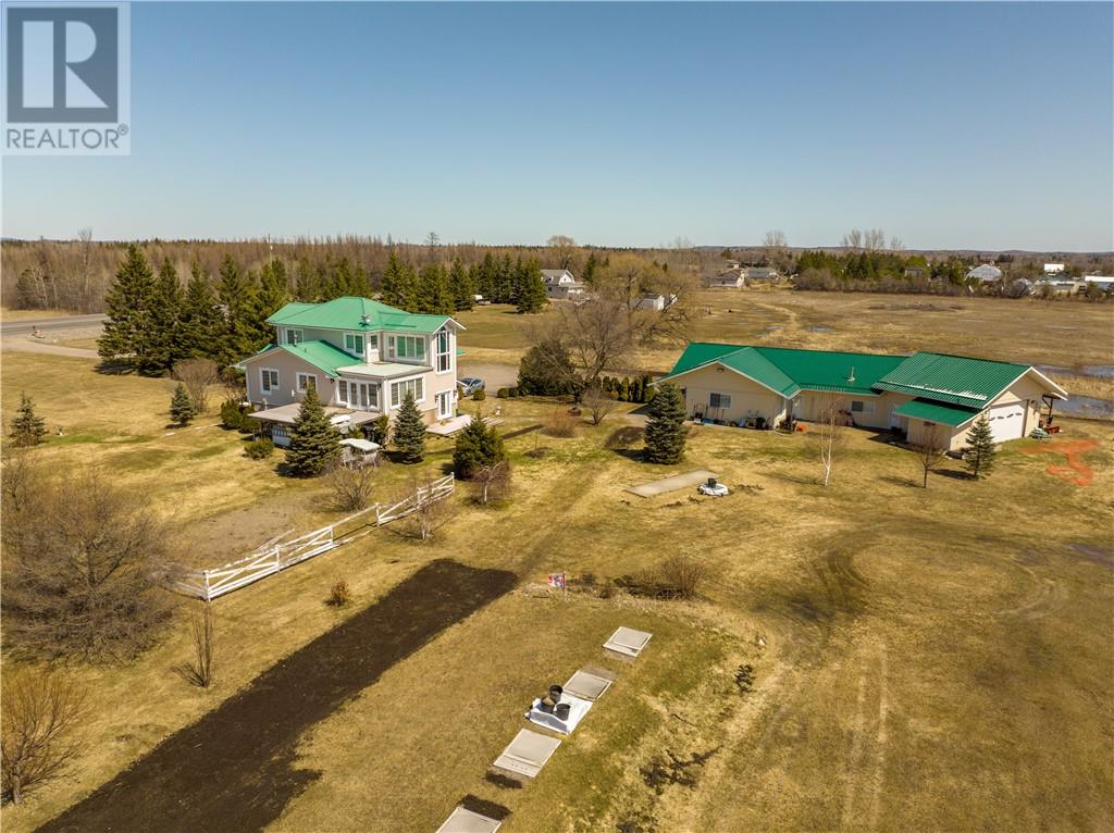 Listing 2100223 - Large Photo # 2