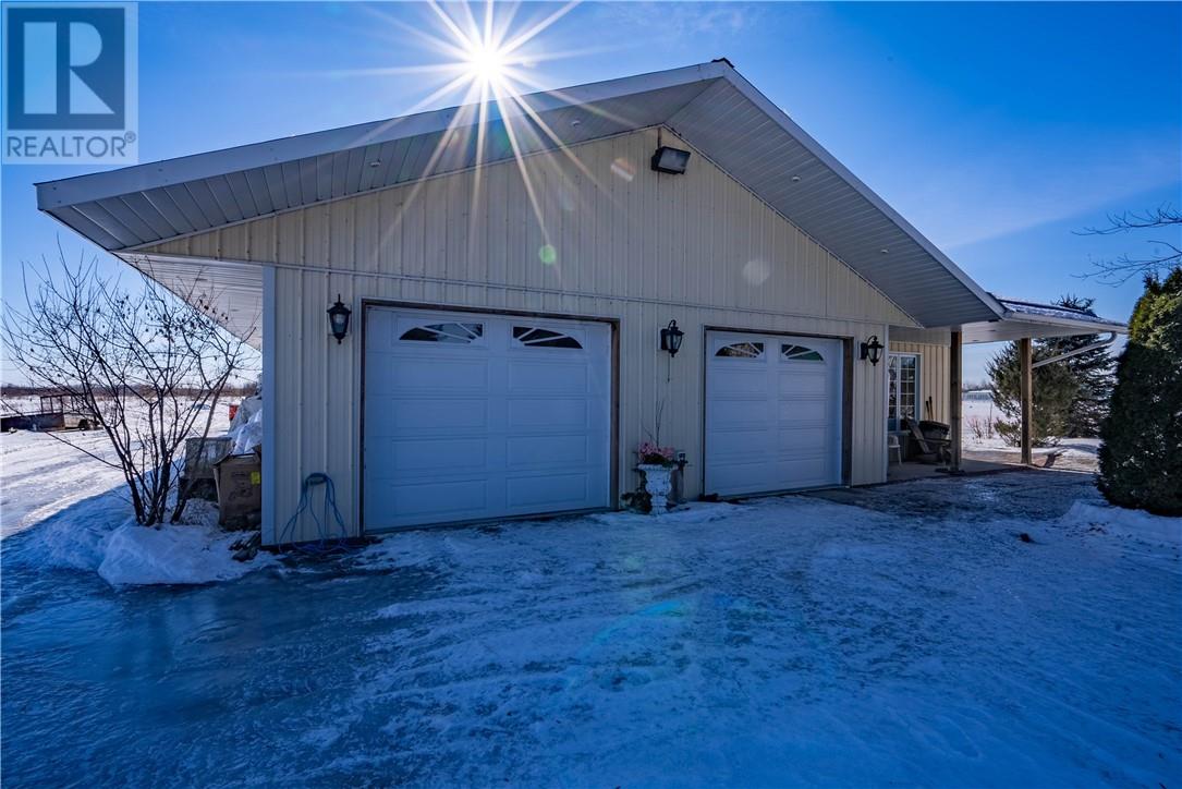 Listing 2100223 - Large Photo # 13