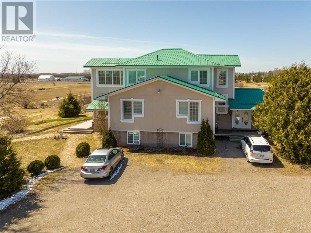 Listing 2100223 - Large Photo # 8