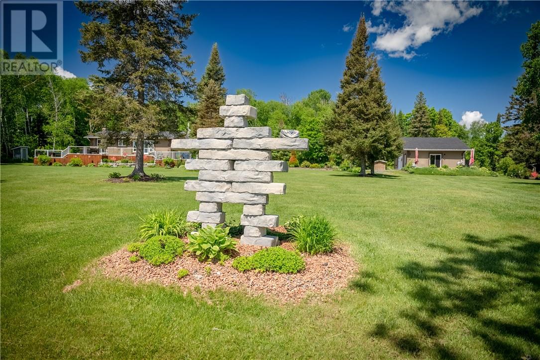 Listing 2104408 - Large Photo # 47