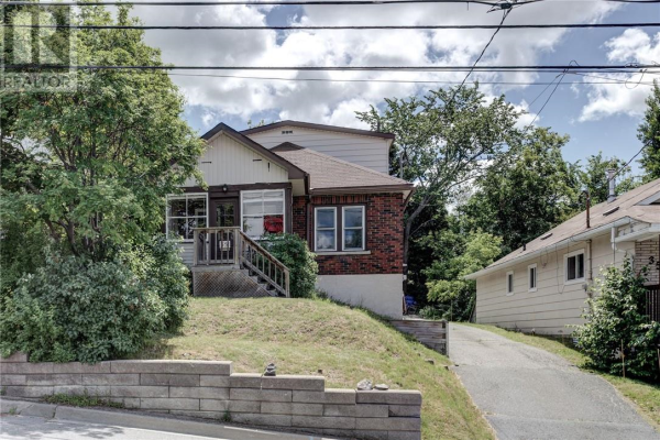 351 Wembley Drive, Sudbury
