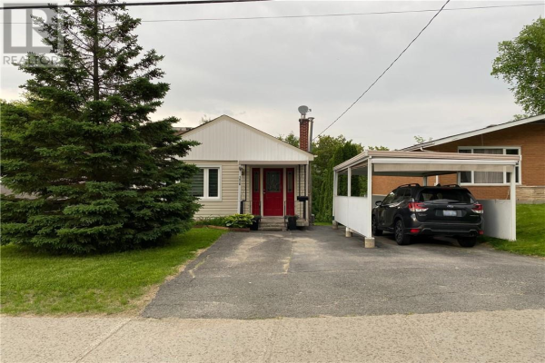 1410 Southview Drive, Sudbury