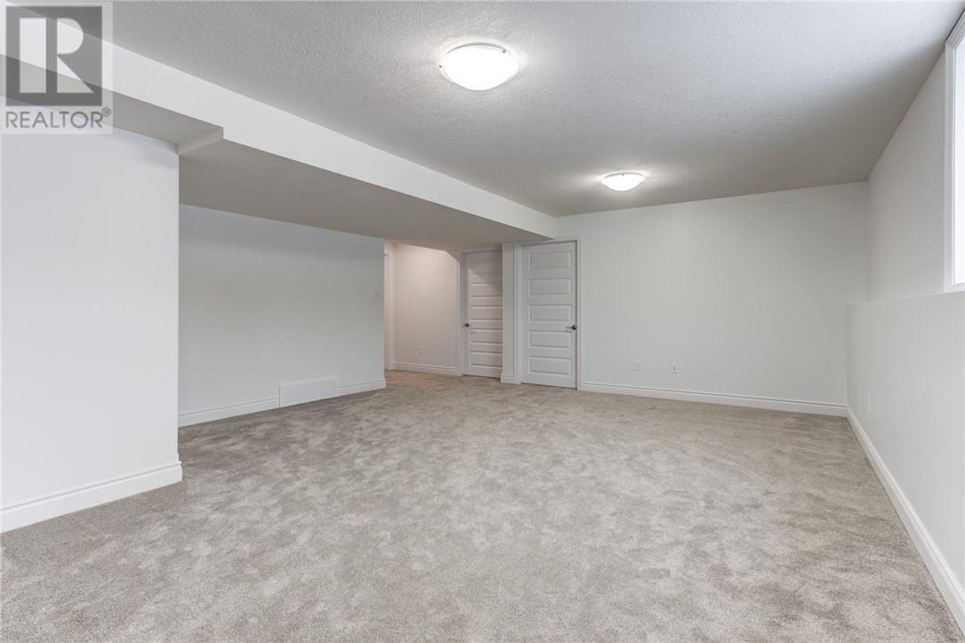 Listing 2105109 - Large Photo # 17