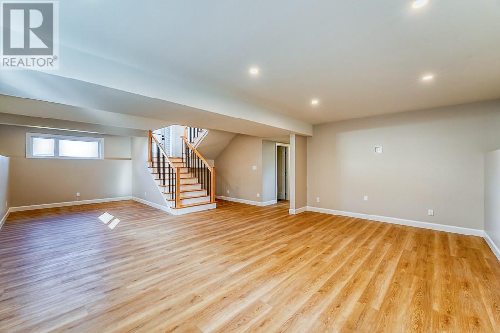 Listing 2105422 - Large Photo # 7