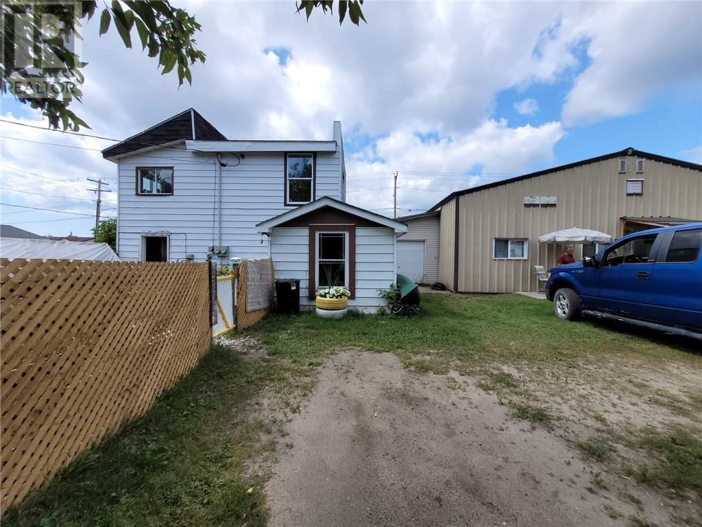 Listing 2106778 - Large Photo # 2
