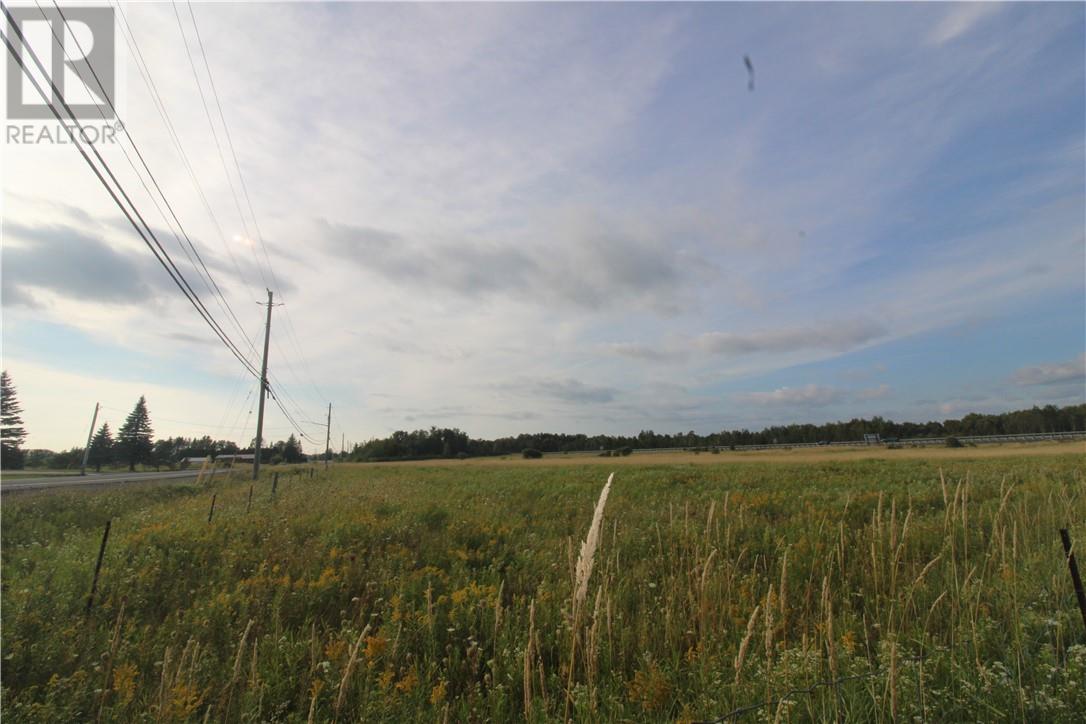 Listing 2106815 - Large Photo # 7