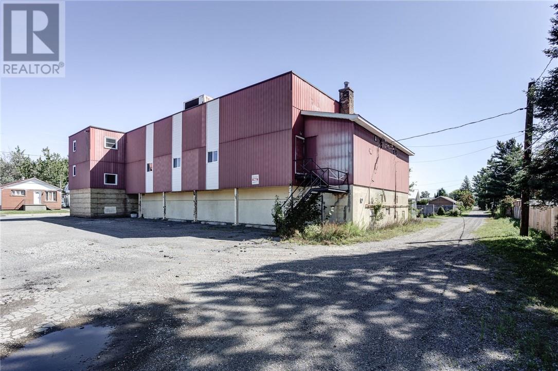 Listing 2108234 - Large Photo # 22