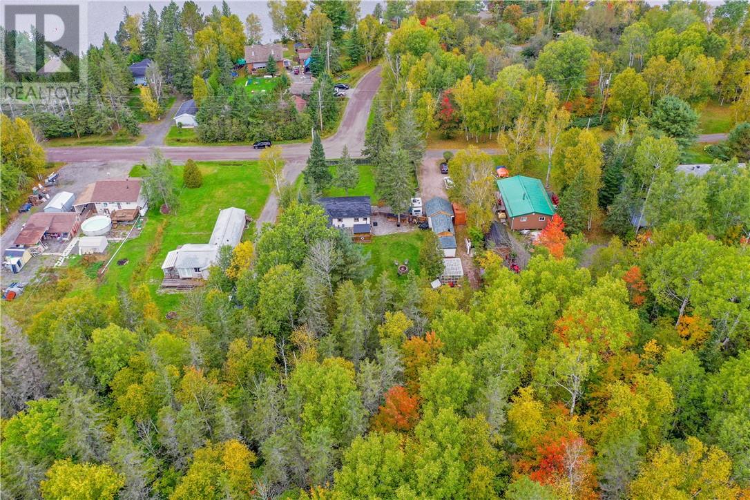 Listing 2108260 - Large Photo # 4