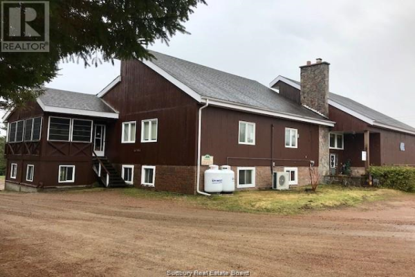 2314 Highway 17 E, Mattawa