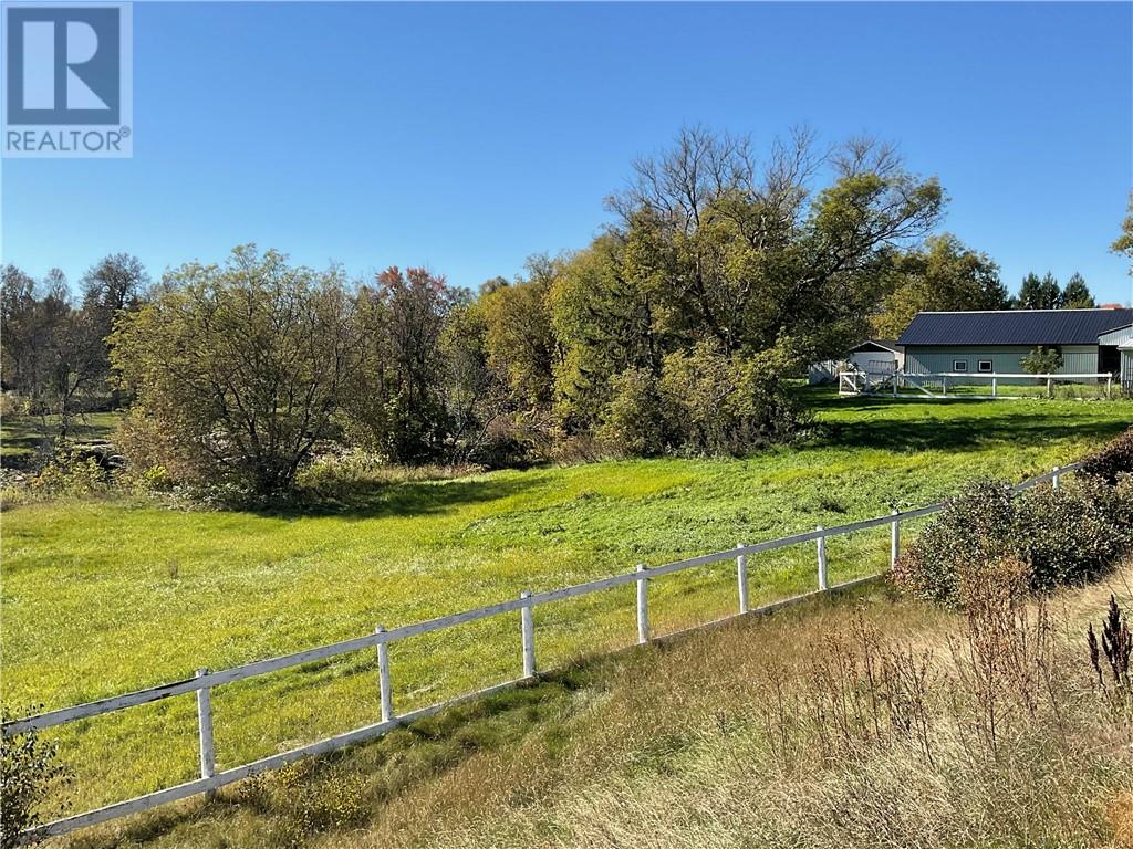 Listing 2108286 - Large Photo # 22