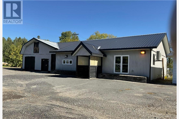 4297 Regional Road 15, Chelmsford