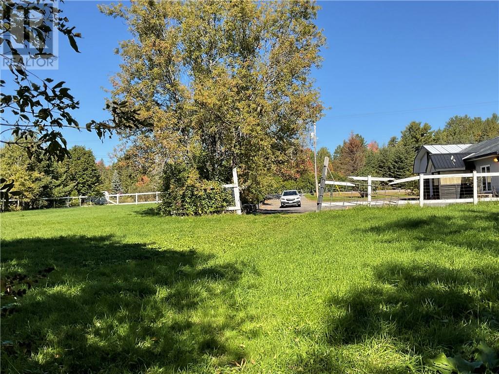 Listing 2108286 - Large Photo # 18