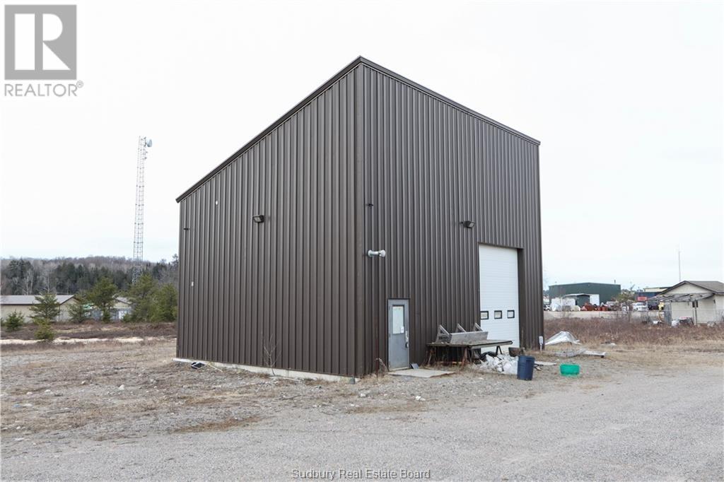 Listing 2108291 - Large Photo # 2