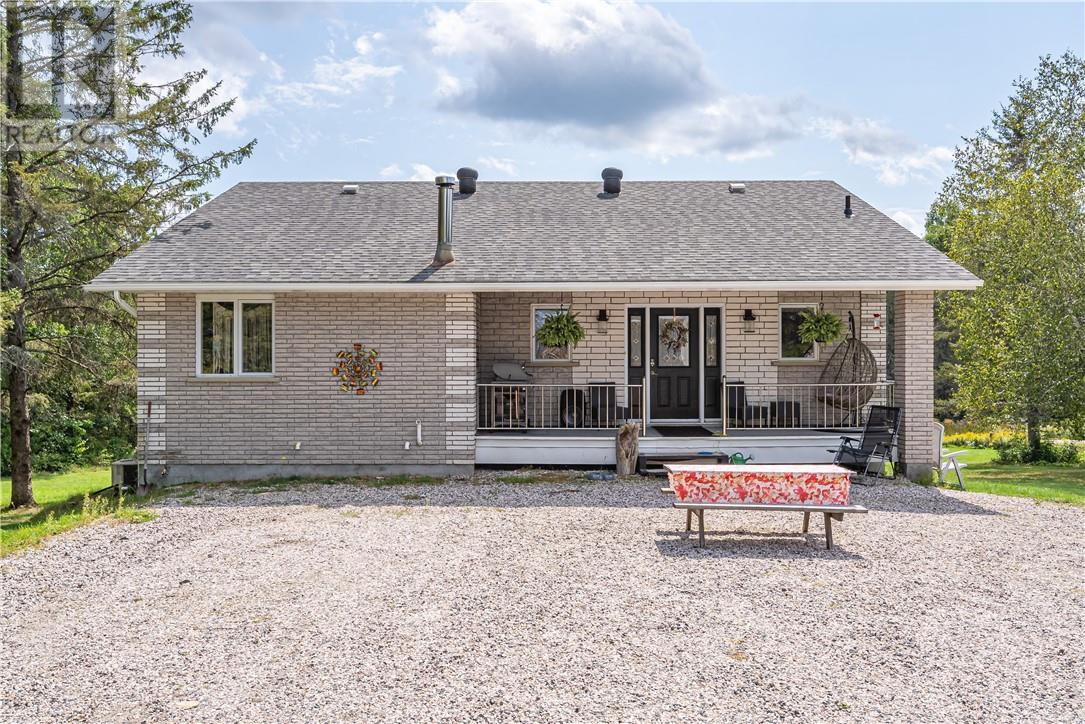 Listing 2108493 - Large Photo # 33