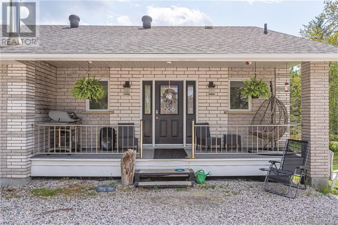 Listing 2108493 - Large Photo # 34