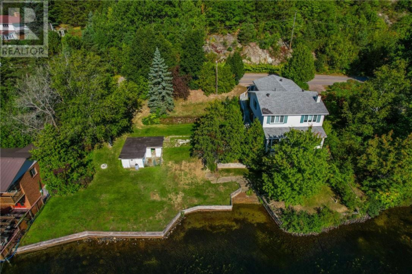 951 Sunnyside, Sudbury