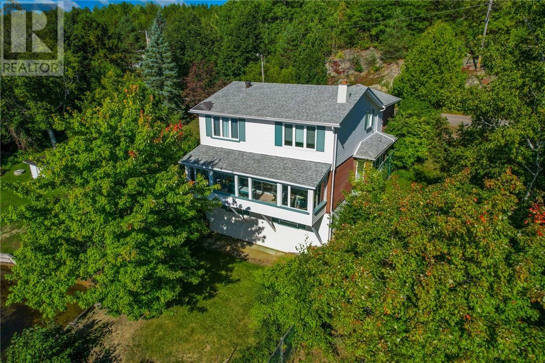 Listing 2108513 - Large Photo # 37