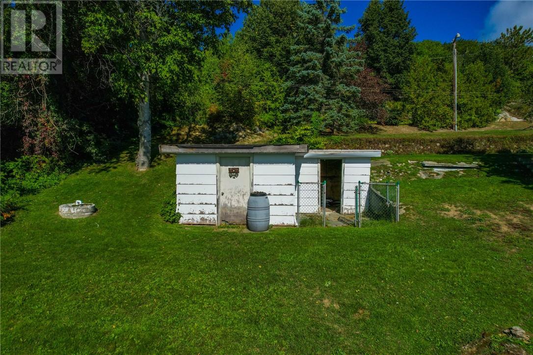 Listing 2108513 - Large Photo # 41