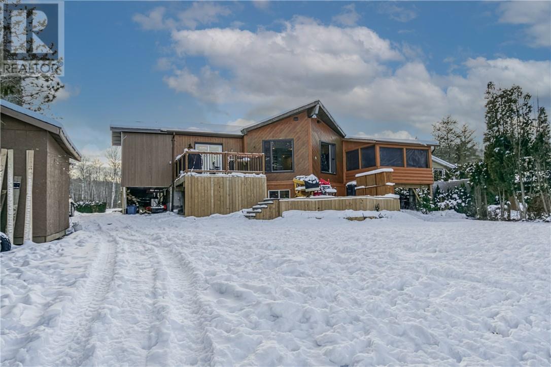 1022 South Lane Road