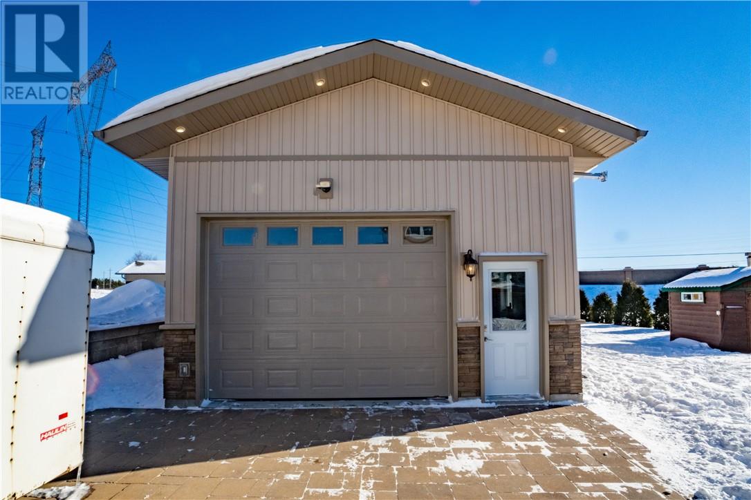 Listing 2109348 - Large Photo # 18