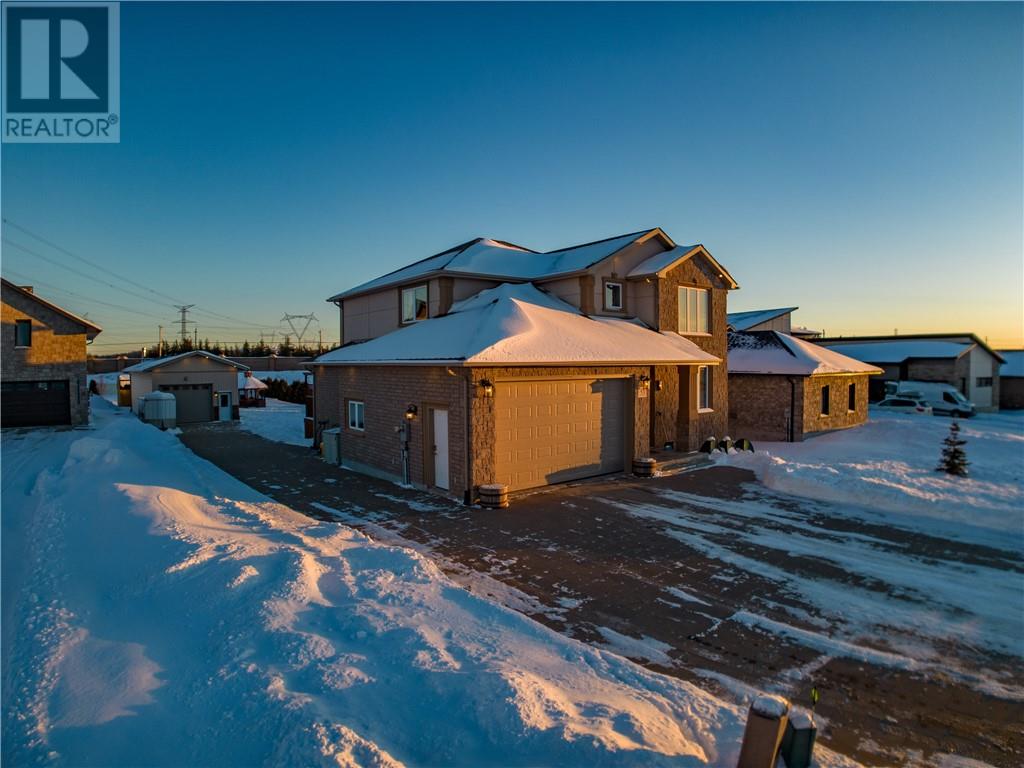 Listing 2109348 - Large Photo # 9