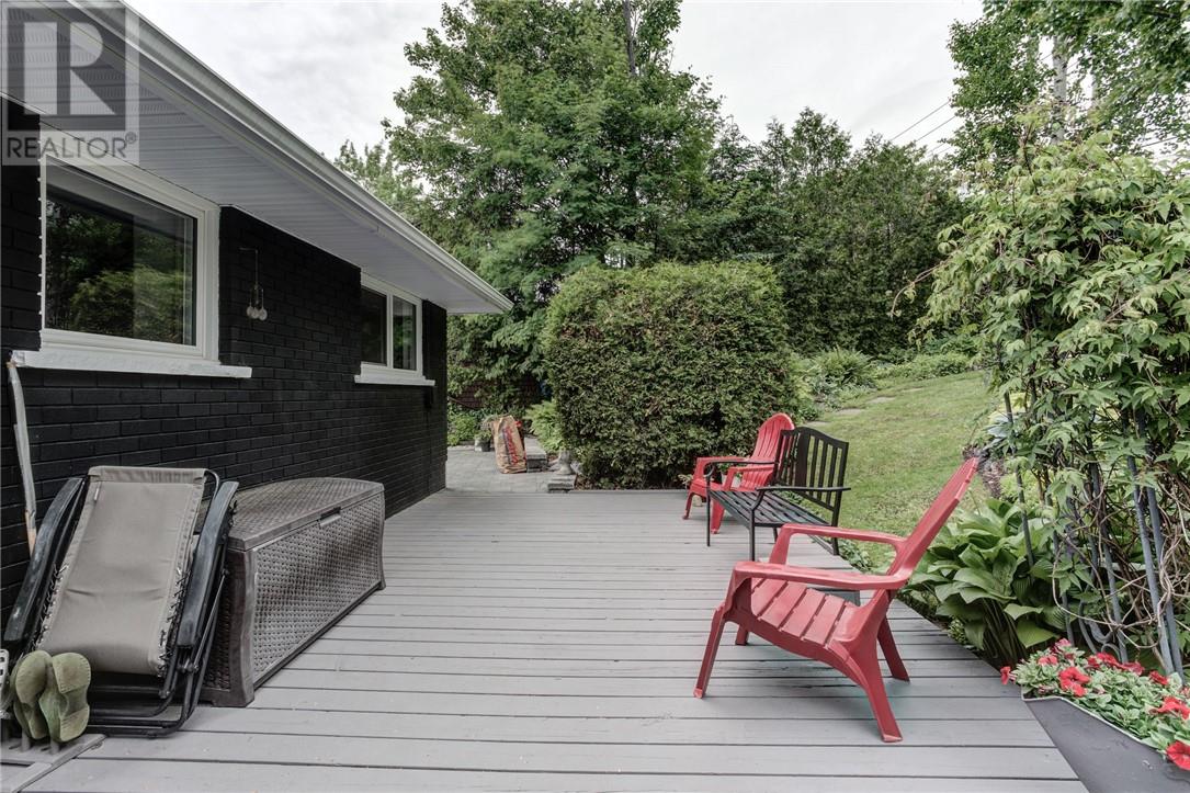 Listing 2109362 - Large Photo # 18
