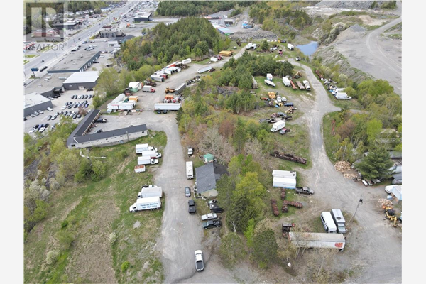 1212 Kingsway, Sudbury