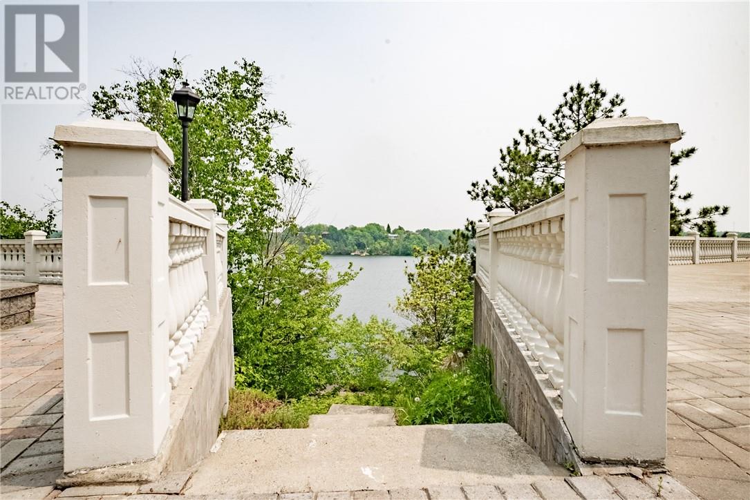 Listing 2109689 - Large Photo # 19
