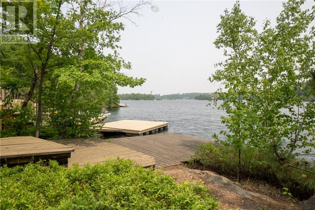 Listing 2109689 - Large Photo # 22