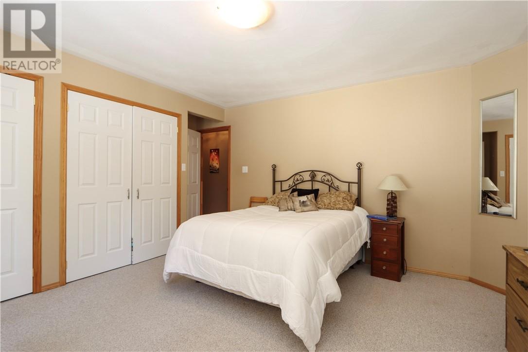 Listing 2109755 - Large Photo # 23