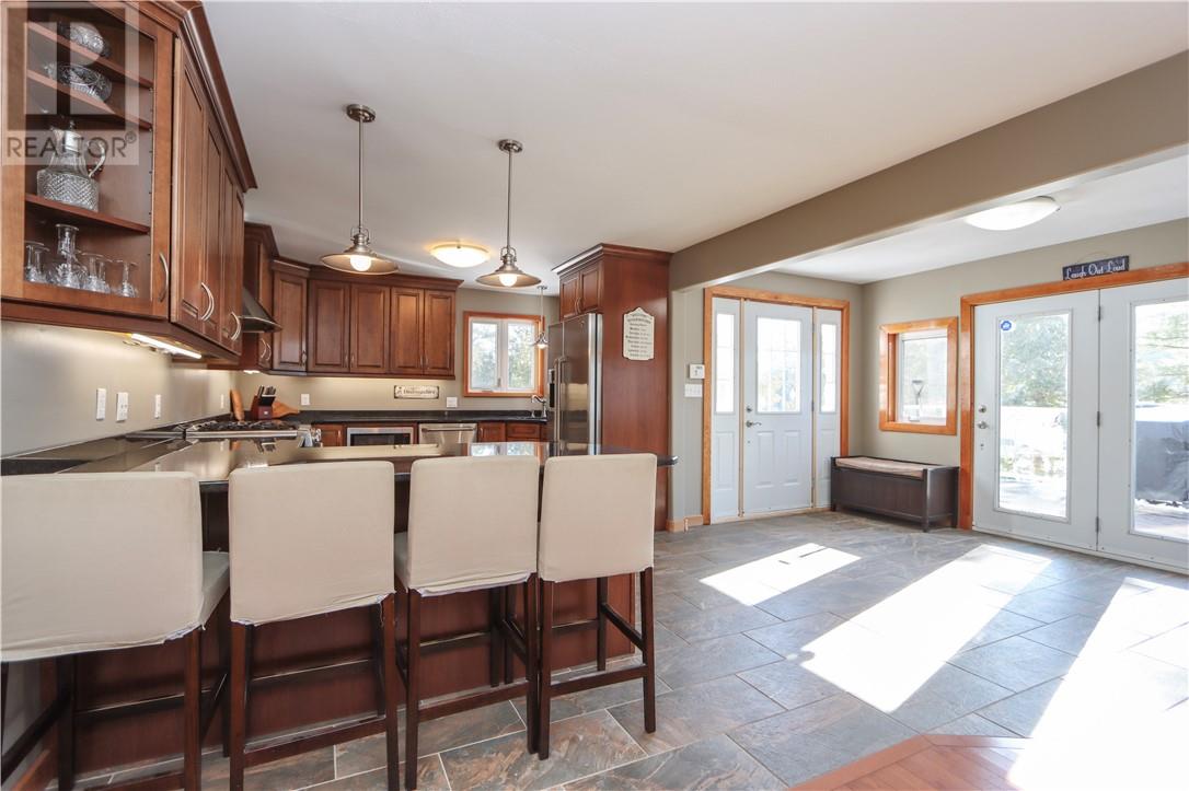 Listing 2109755 - Large Photo # 18