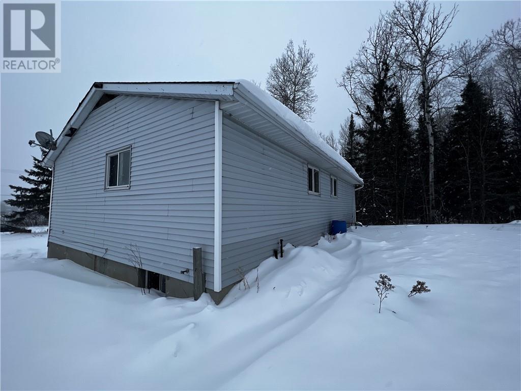Listing 2109807 - Large Photo # 2