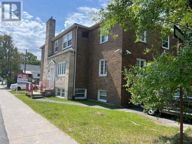 Listing 2109919 - Large Photo # 2