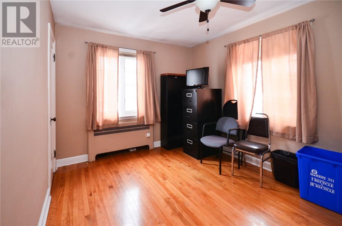 Listing 2109919 - Large Photo # 7