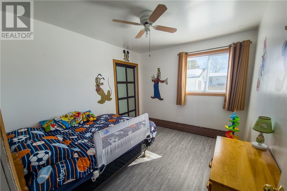 Listing 2109993 - Large Photo # 11