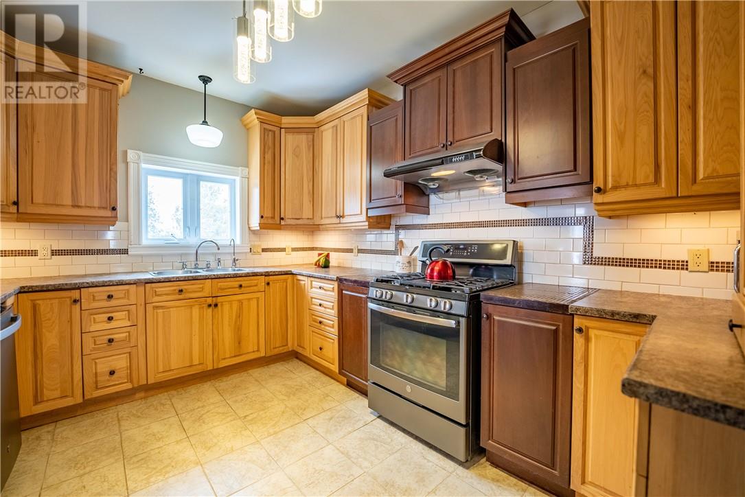 Listing 2110041 - Large Photo # 12