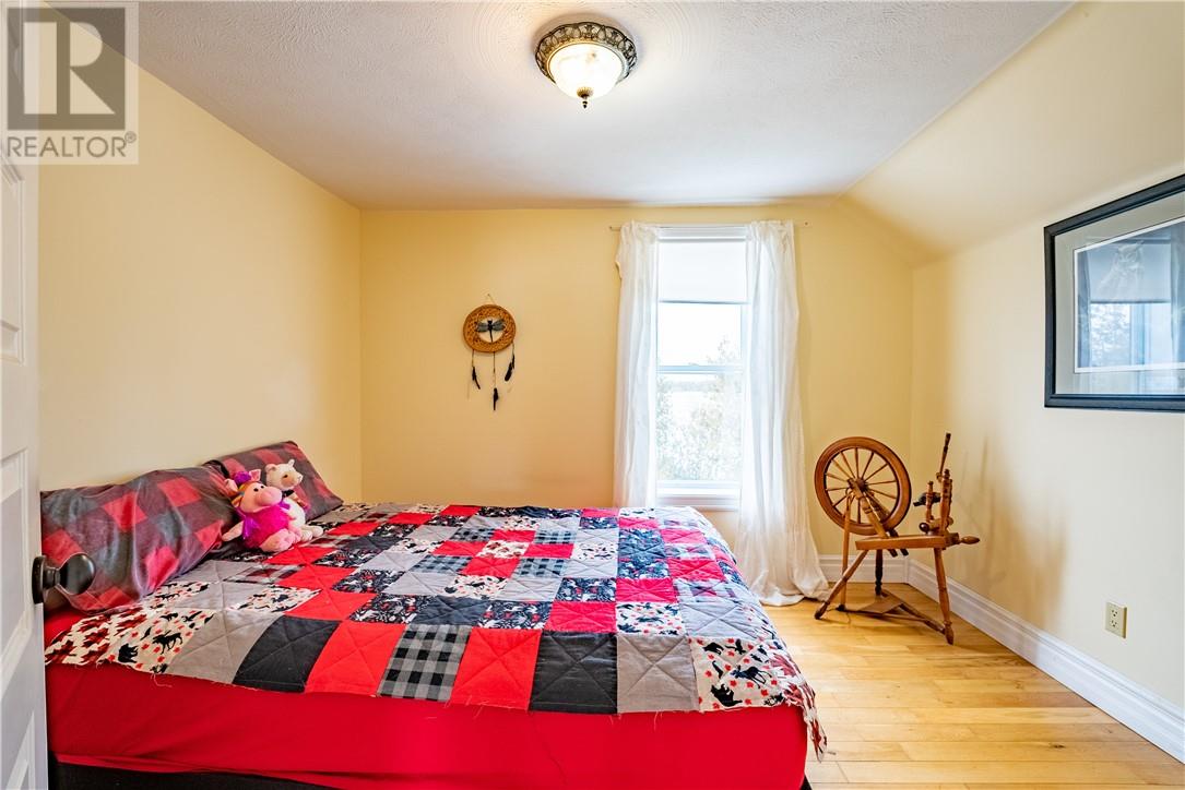 Listing 2110041 - Large Photo # 25