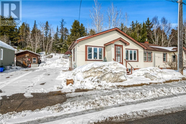 60 Mountain Avenue, Levack