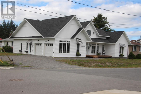 3 RIVERSIDE Drive, Wahnapitae