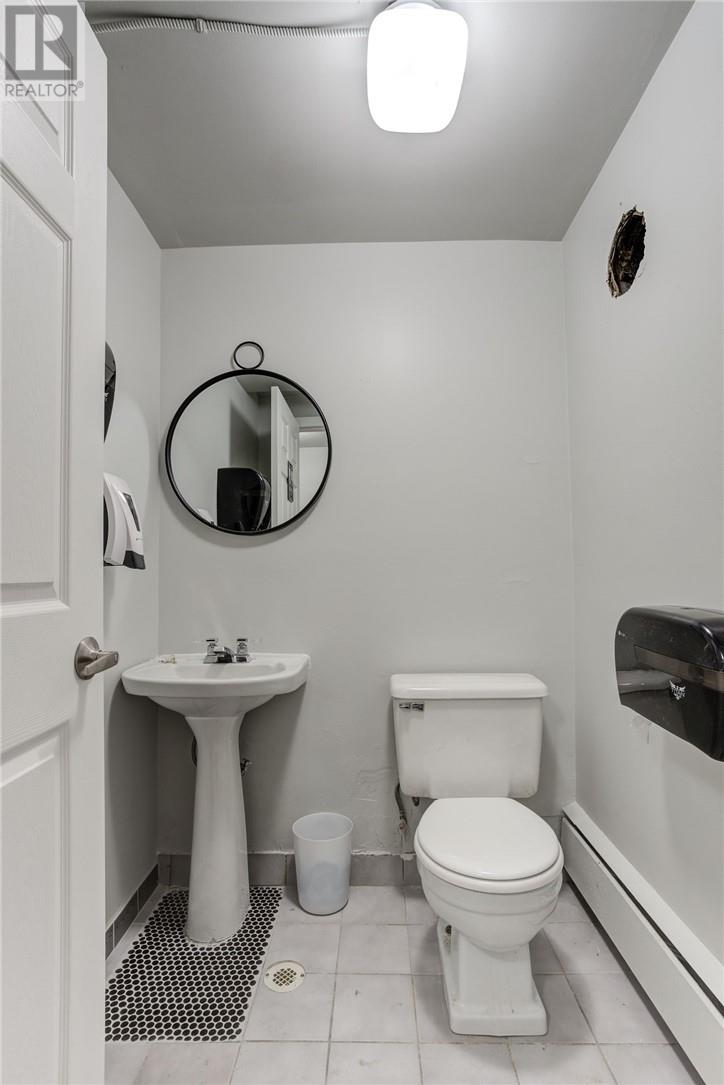 Listing 2110301 - Large Photo # 15