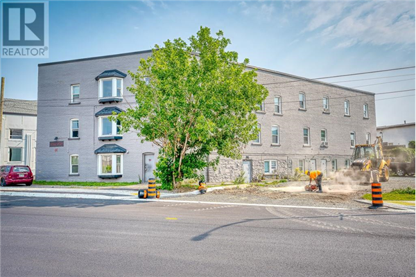 44 Frood Road, Sudbury