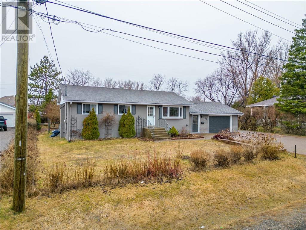 Listing 2110557 - Large Photo # 3