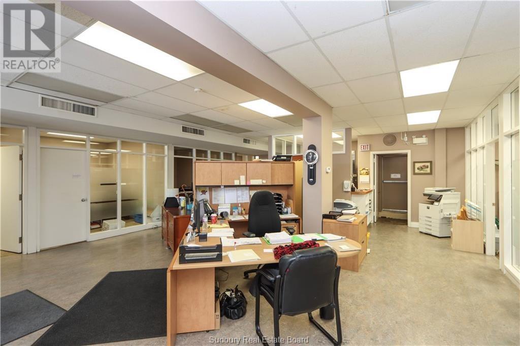 Listing 2110569 - Large Photo # 20
