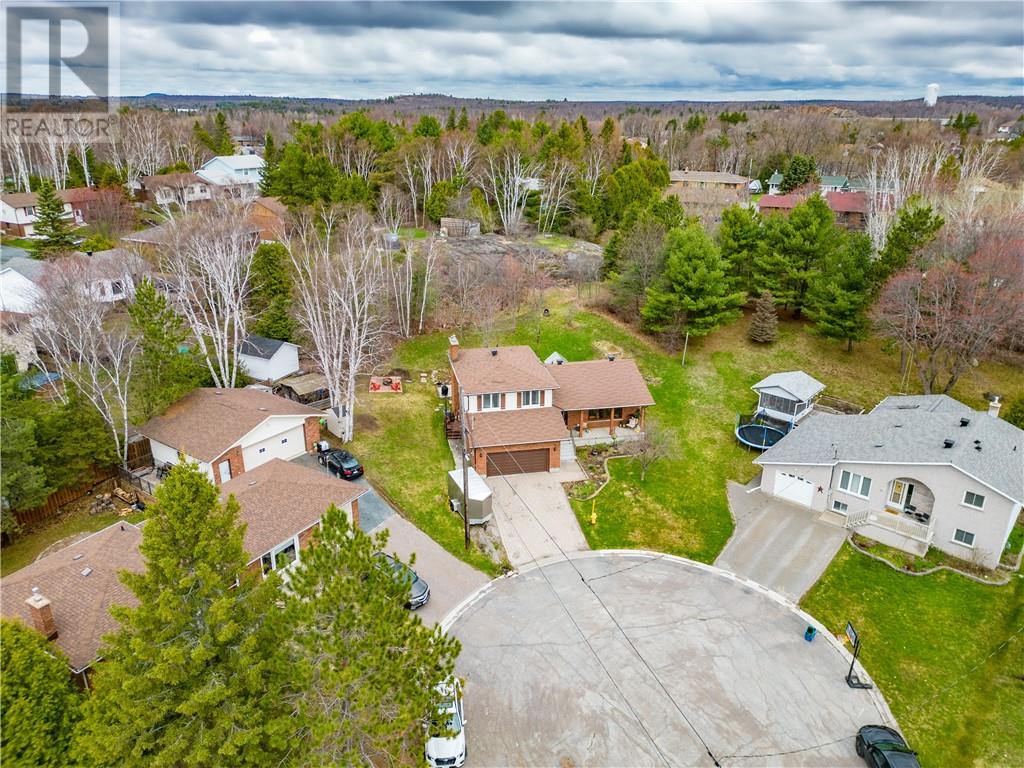 Listing 2110787 - Large Photo # 2