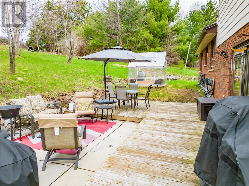 Listing 2110787 - Large Photo # 4