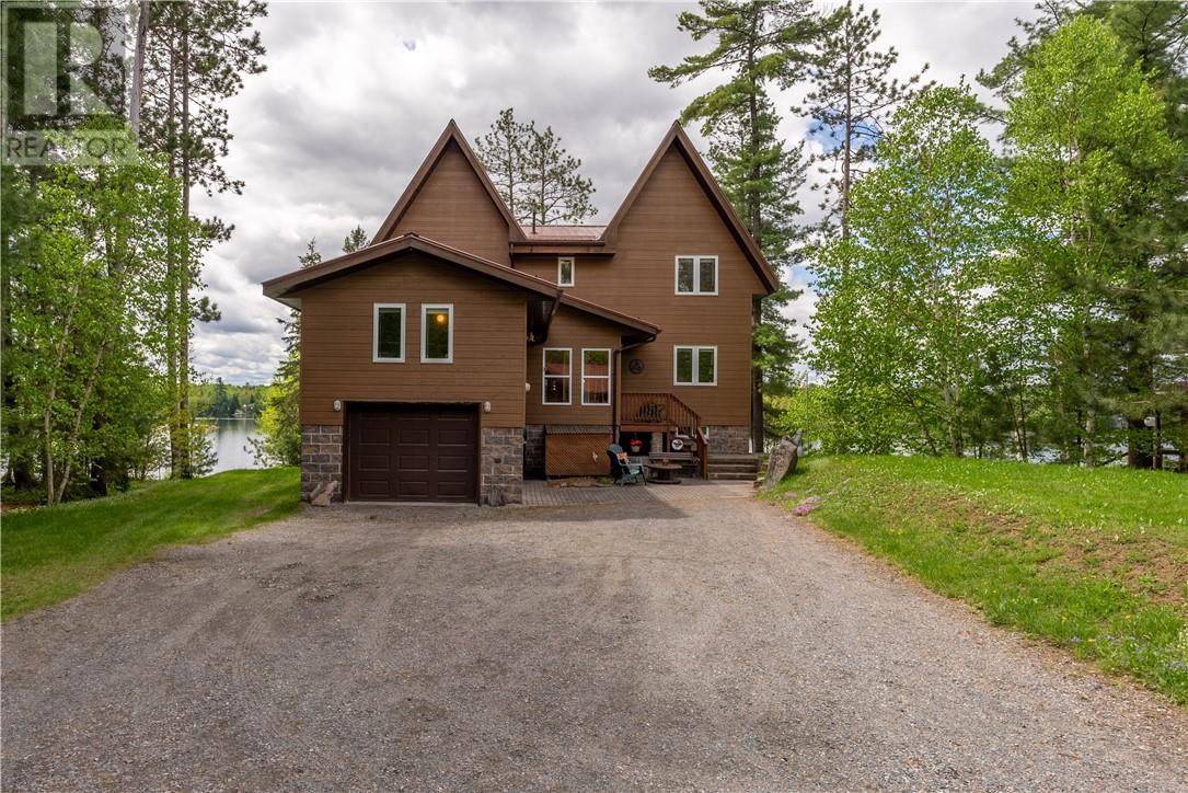 Listing 2110898 - Large Photo # 46