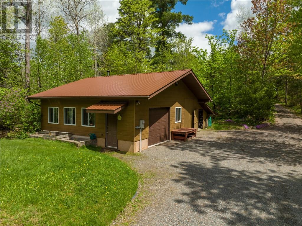 Listing 2110898 - Large Photo # 4