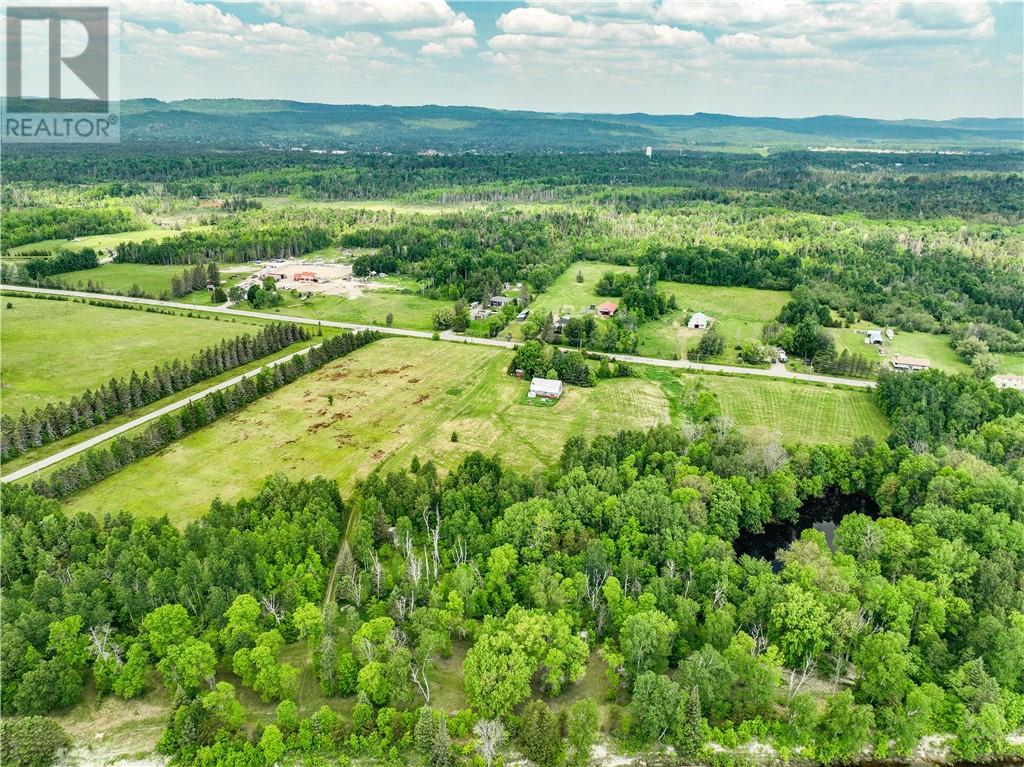 Listing 2110996 - Large Photo # 6