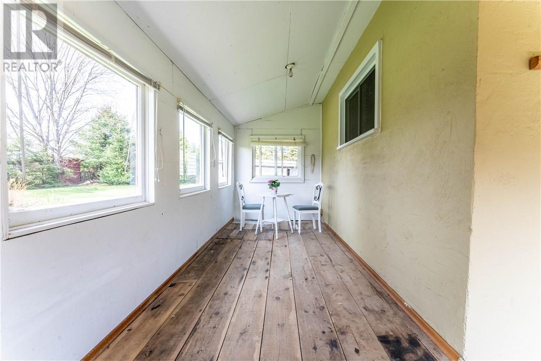 Listing 2110996 - Large Photo # 16